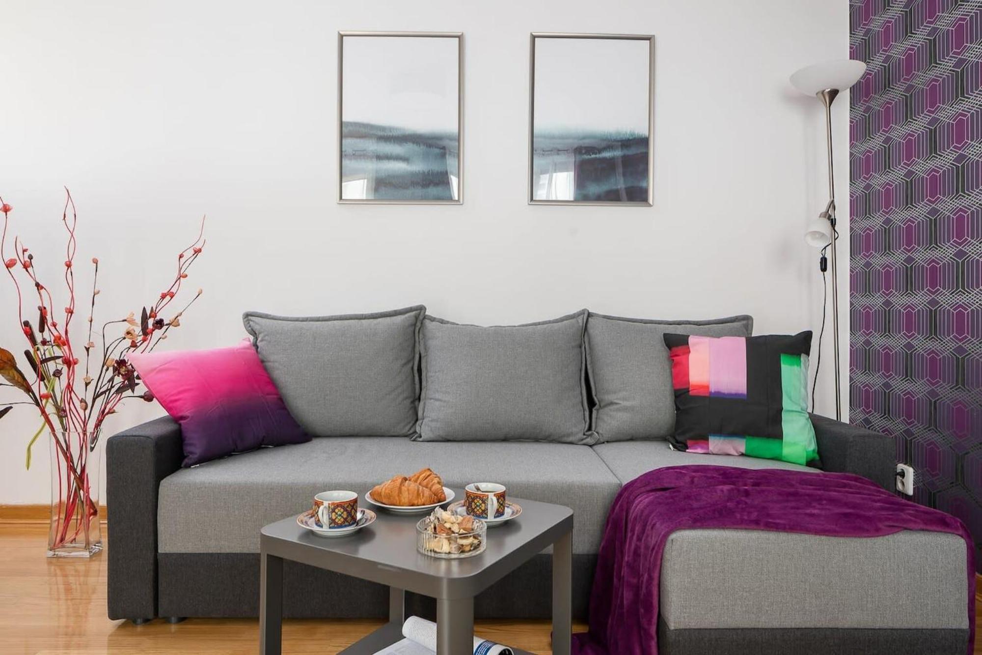 Elektoralna 12A - Colorful Apartment With Balcony By Noclegi Renters Warszawa Exteriör bild